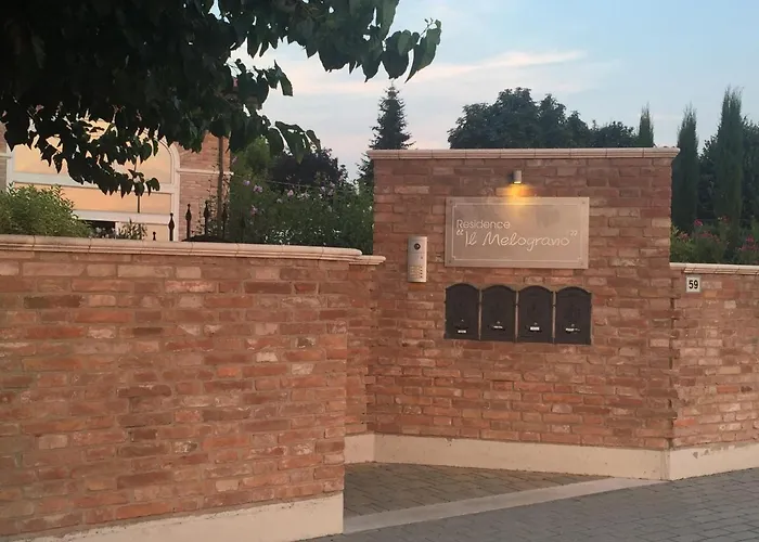 R&b Il Melograno Bed & Breakfast