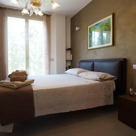 R&b Il Melograno Nocleg ze śniadaniem