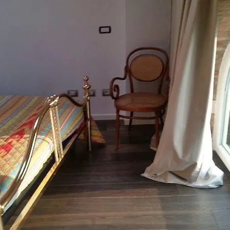 R&b Il Melograno Nocleg ze śniadaniem