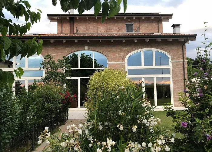 B&B R&b Il Melograno 포르미지네